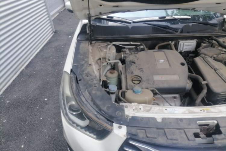Used GAC Trumpchi GA6 2015 1.6T Manual Elite Model Engine Bay Right