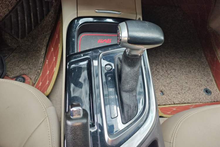 Used GAC Trumpchi GA6 2015 1.8T DCT Comfort Model Gear Lever