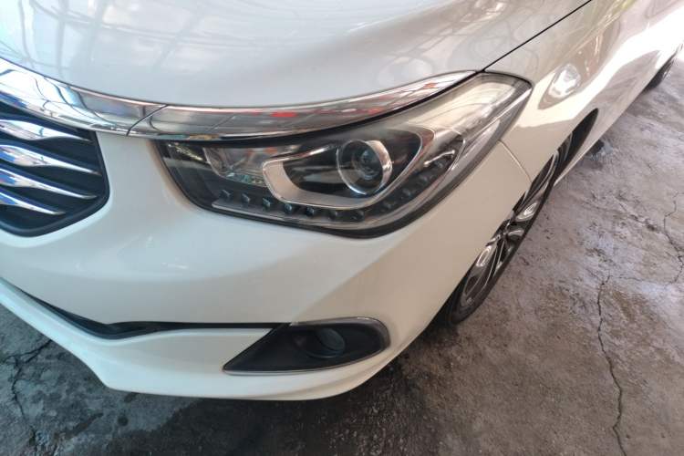 Used GAC Trumpchi GA6 2015 1.8T DCT Luxury Navigation Model Left Front Headlight