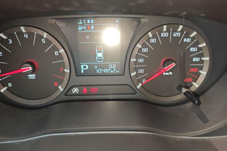 Used GAC Trumpchi GA6 2015 1.8T DCT Comfort Model Odometer Close Up