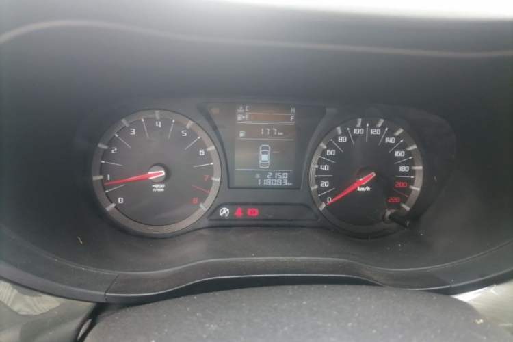 Used GAC Trumpchi GA6 2015 1.6T Manual Elite Model Odometer Close Up