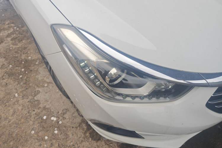Used GAC Trumpchi GA6 2015 1.8T DCT Luxury Navigation Model Right Front Headlight