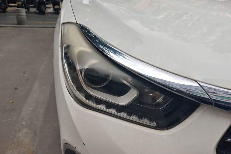 Used GAC Trumpchi GA6 2015 1.8T DCT Comfort Model Right Front Headlight