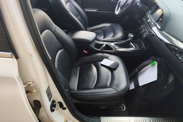 Used GAC Trumpchi GA6 2015 1.8T DCT Luxury Navigation Model Right Front Seat