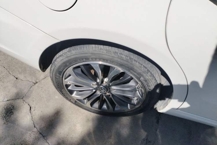 Used GAC Trumpchi GA6 2015 1.8T DCT Luxury Navigation Model Right Rear Wheel Hub