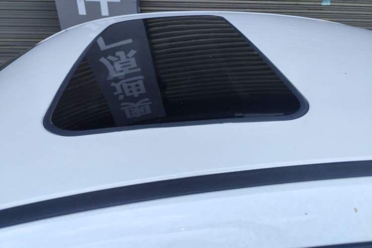 Used GAC Trumpchi GA6 2015 1.8T DCT Luxury Navigation Model Roof