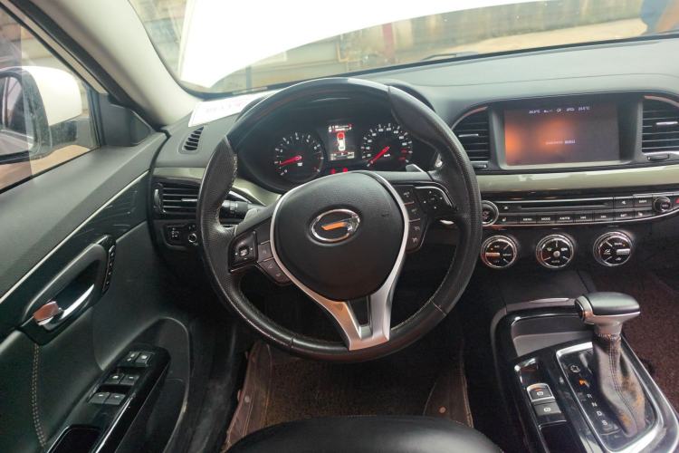 Used GAC Trumpchi GA6 2015 1.8T DCT Luxury Navigation Model Steering Wheel