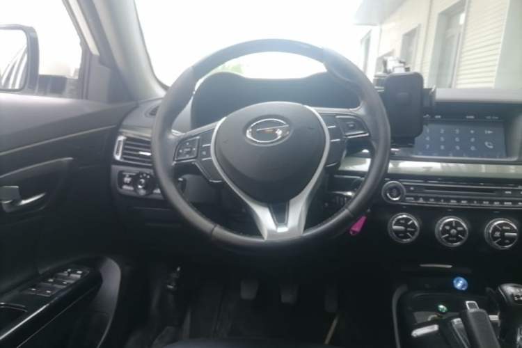 Used GAC Trumpchi GA6 2015 1.6T Manual Elite Model Steering Wheel