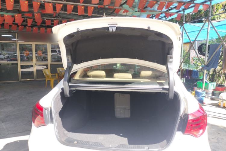 Used GAC Trumpchi GA6 2015 1.8T DCT Luxury Navigation Model Trunk