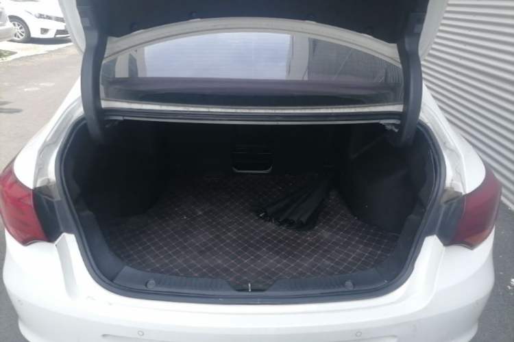 Used GAC Trumpchi GA6 2015 1.6T Manual Elite Model Trunk