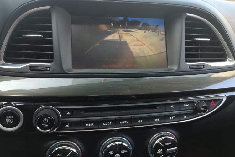 Used GAC Trumpchi GA6 2015 1.8T DCT Luxury Navigation Model Audio And AC Panel