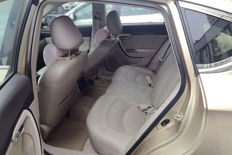Used GAC Trumpchi GA6 2015 1.8T DCT Comfort Model Left Rear Seat