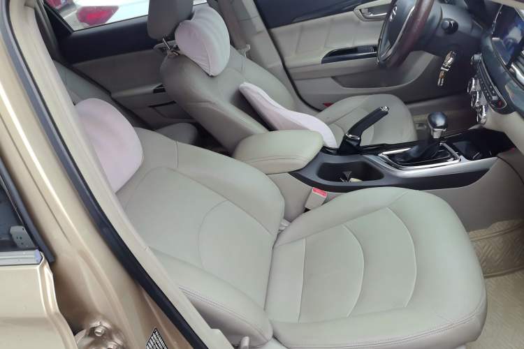 Used GAC Trumpchi GA6 2015 1.8T DCT Comfort Model Right Front Seat