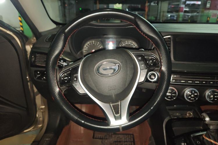 Used GAC Trumpchi GA6 2015 1.8T DCT Luxury Navigation Model Steering Wheel
