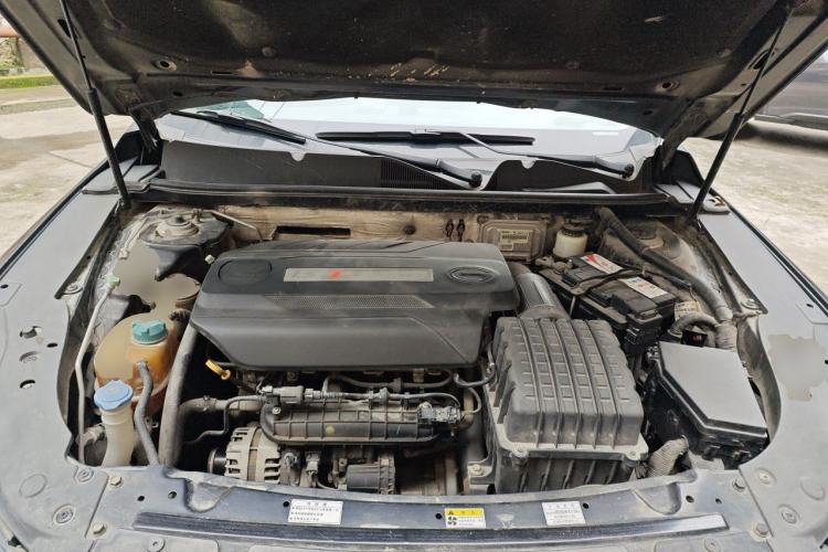 Used GAC Trumpchi GA6 2016 235T DCT Elite Edition Engine Bay