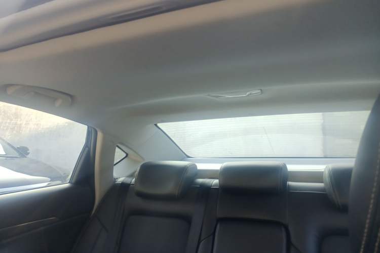 Used GAC Trumpchi GA6 2016 235T DCT Luxury Edition Headliner