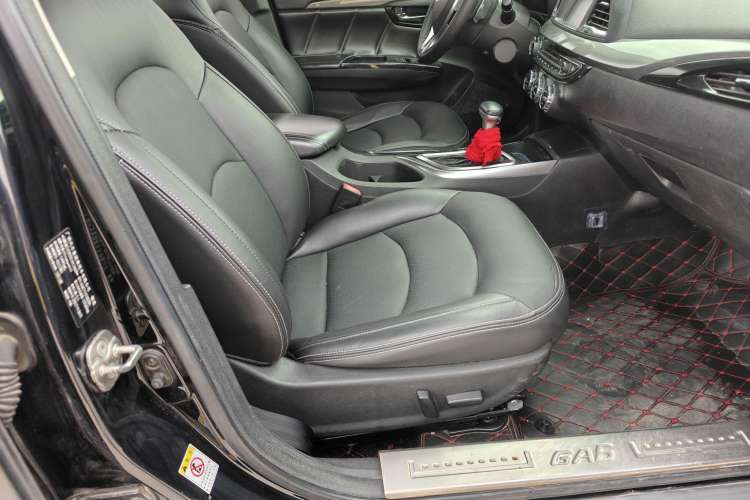 Used GAC Trumpchi GA6 2016 235T DCT Luxury Edition Interior 5