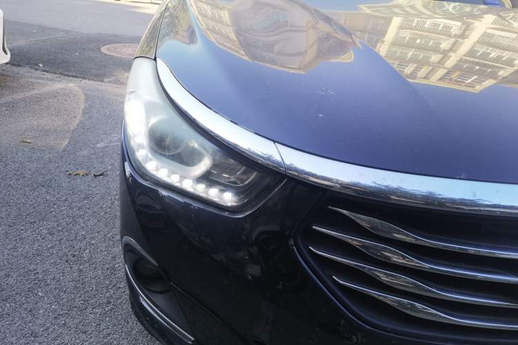 Used GAC Trumpchi GA6 2016 235T DCT Luxury Edition Right Front Headlight