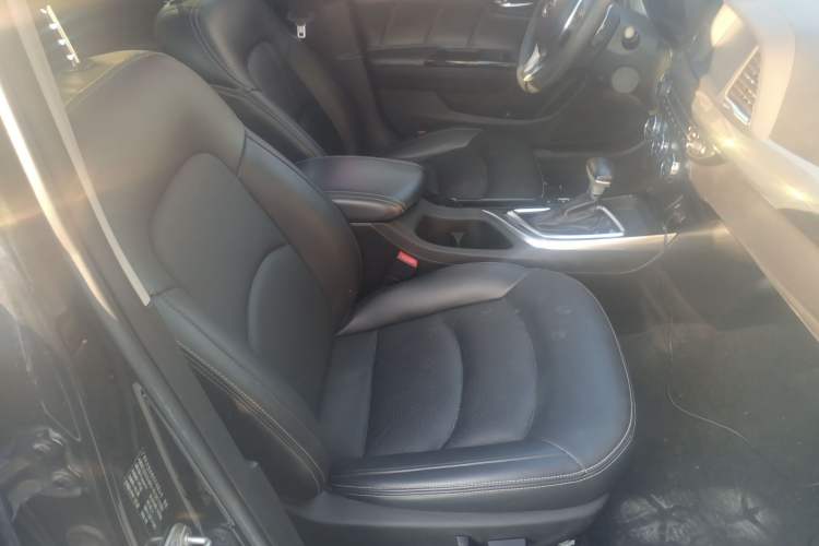 Used GAC Trumpchi GA6 2016 235T DCT Luxury Edition Right Front Seat