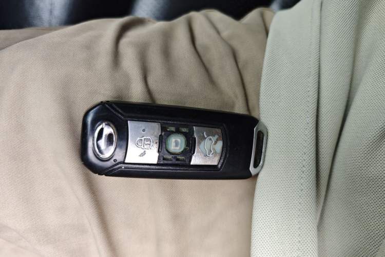 Used GAC Trumpchi GA6 2016 235T DCT Elite Edition Vehicle Key