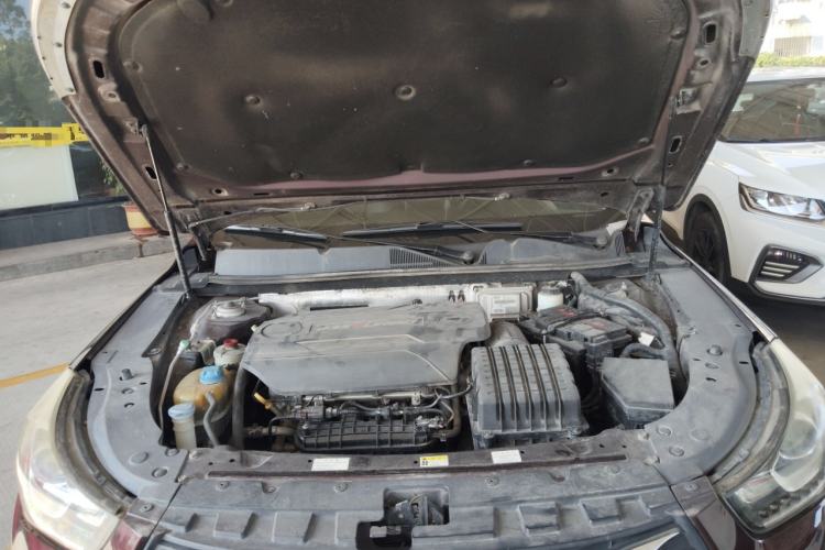 Used GAC Trumpchi GA6 2016 235T DCT Luxury Edition Engine Bay