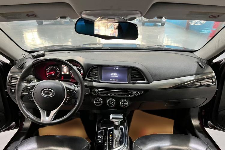 Used GAC Trumpchi GA6 2016 235T DCT Luxury Edition Interior 2