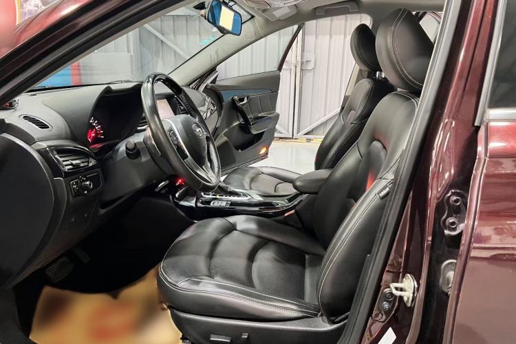 Used GAC Trumpchi GA6 2016 235T DCT Luxury Edition Interior 3