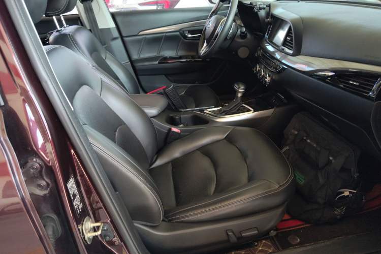 Used GAC Trumpchi GA6 2016 235T DCT Luxury Edition Right Front Seat