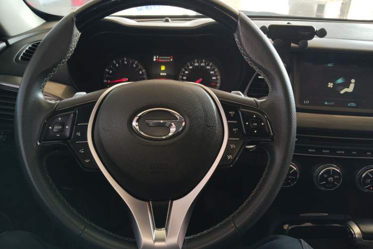 Used GAC Trumpchi GA6 2016 235T DCT Luxury Edition Steering Wheel