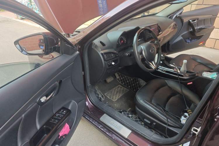 Used GAC Trumpchi GA6 2016 235T DCT Elite Edition Driver Seat