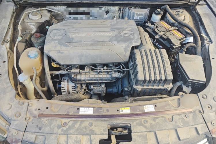 Used GAC Trumpchi GA6 2016 235T DCT Elite Edition Engine Bay