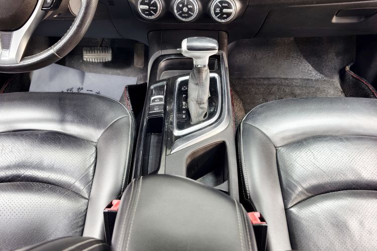 Used GAC Trumpchi GA6 2016 235T DCT Luxury Edition Interior 7