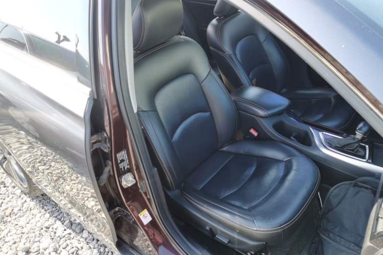 Used GAC Trumpchi GA6 2016 235T DCT Luxury Edition Right Front Seat