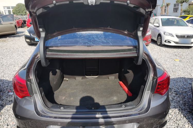 Used GAC Trumpchi GA6 2016 235T DCT Luxury Edition Trunk