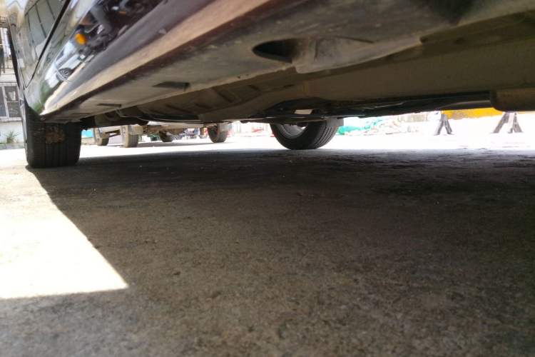 Used GAC Trumpchi GA6 2016 235T DCT Elite Edition Chassis Front Right