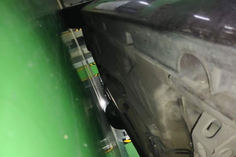 Used GAC Trumpchi GA6 2016 235T DCT Elite Edition Chassis Rear Left