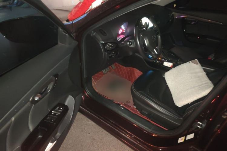 Used GAC Trumpchi GA6 2016 235T DCT Luxury Edition Driver Seat