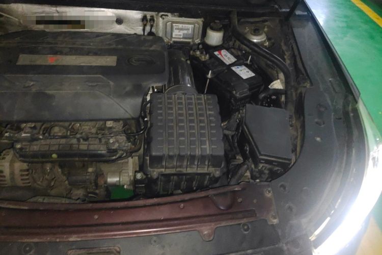 Used GAC Trumpchi GA6 2016 235T DCT Elite Edition Engine Bay Left