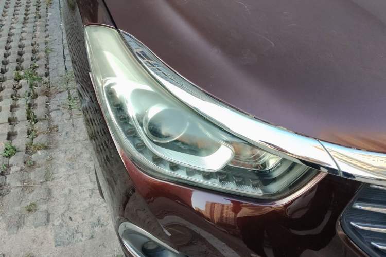 Used GAC Trumpchi GA6 2016 235T DCT Luxury Edition Right Front Headlight