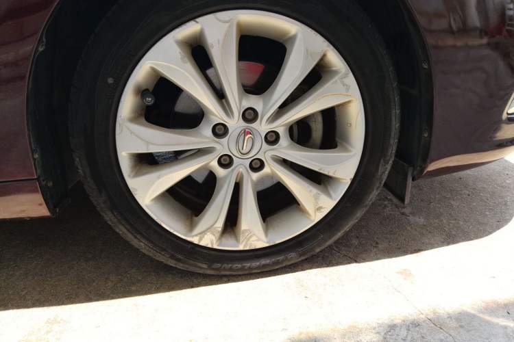 Used GAC Trumpchi GA6 2016 235T DCT Elite Edition Right Front Wheel Hub