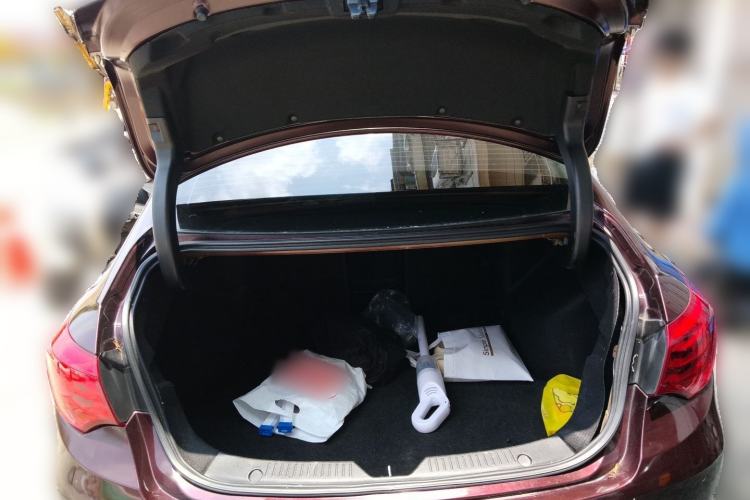 Used GAC Trumpchi GA6 2016 235T DCT Elite Edition Trunk