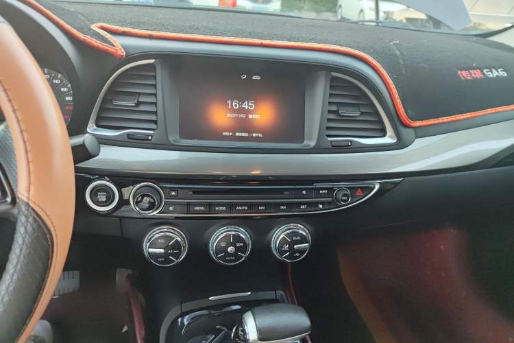 Used GAC Trumpchi GA6 2016 235T DCT Luxury Edition Audio And AC Panel
