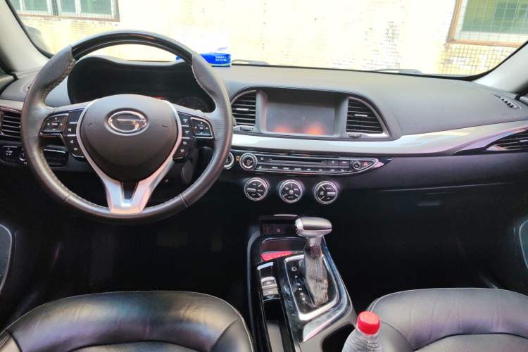 Used GAC Trumpchi GA6 2016 235T DCT Luxury Edition Center Console