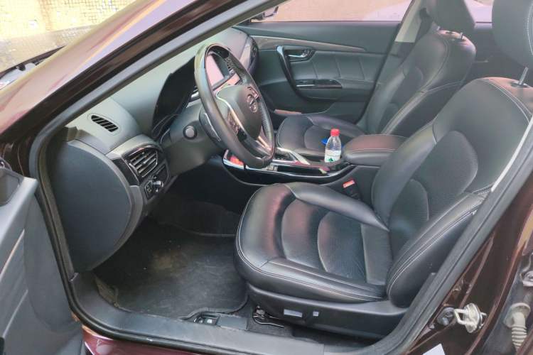 Used GAC Trumpchi GA6 2016 235T DCT Luxury Edition Driver Seat
