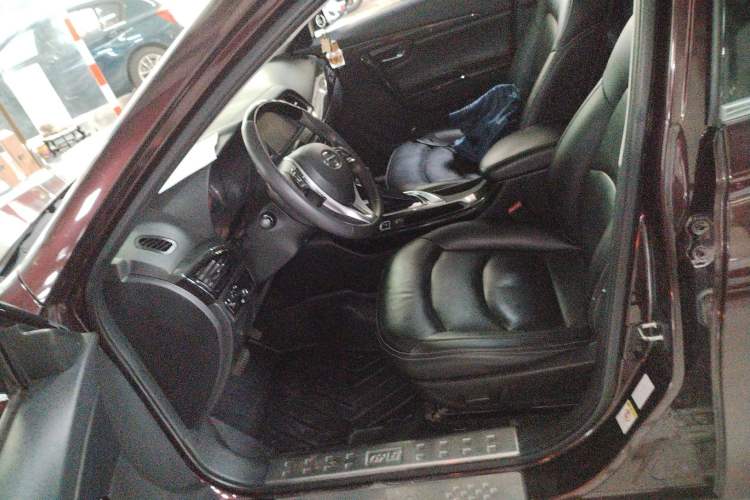 Used GAC Trumpchi GA6 2016 235T DCT Luxury Edition Driver Seat