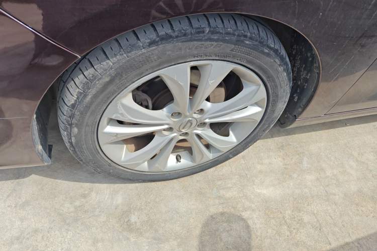 Used GAC Trumpchi GA6 2016 235T DCT Elite Edition Left Front Wheel Hub