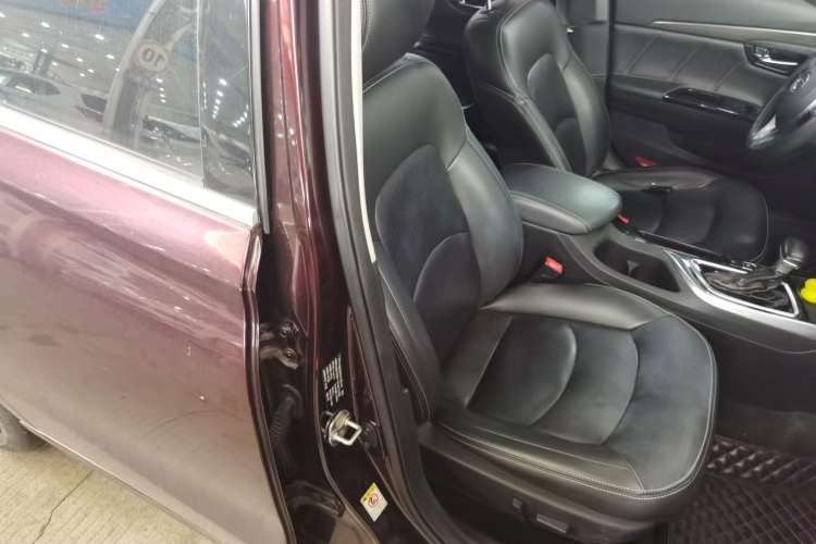 Used GAC Trumpchi GA6 2016 235T DCT Luxury Edition Right Front Seat
