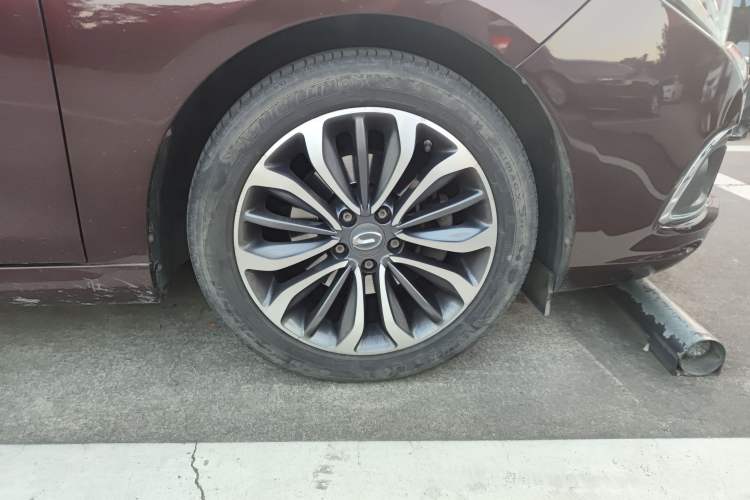 Used GAC Trumpchi GA6 2016 235T DCT Luxury Edition Right Front Wheel Hub