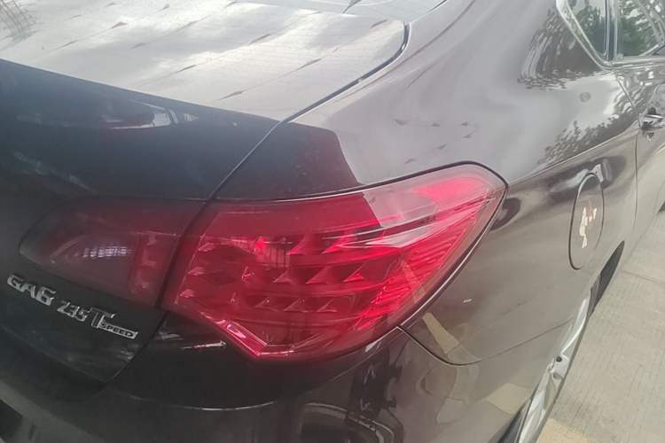 Used GAC Trumpchi GA6 2016 235T DCT Elite Edition Right Rear Taillight