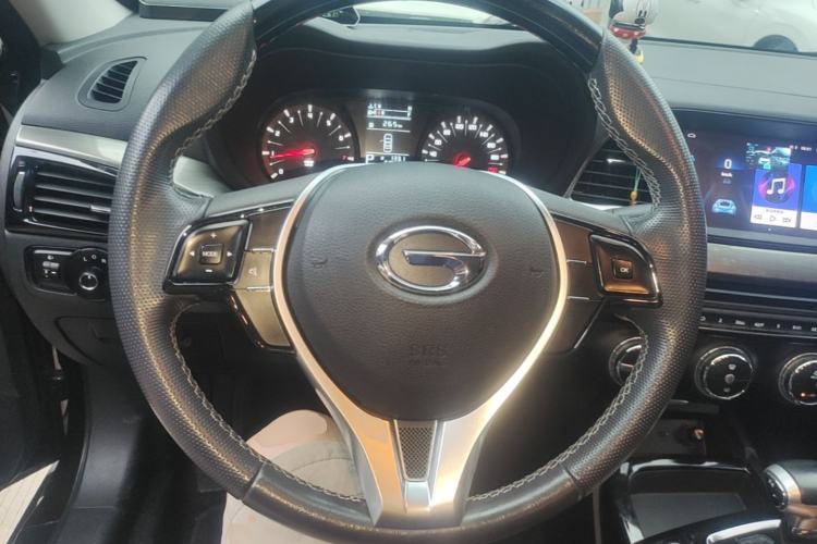 Used GAC Trumpchi GA6 2016 235T DCT Elite Edition Steering Wheel
